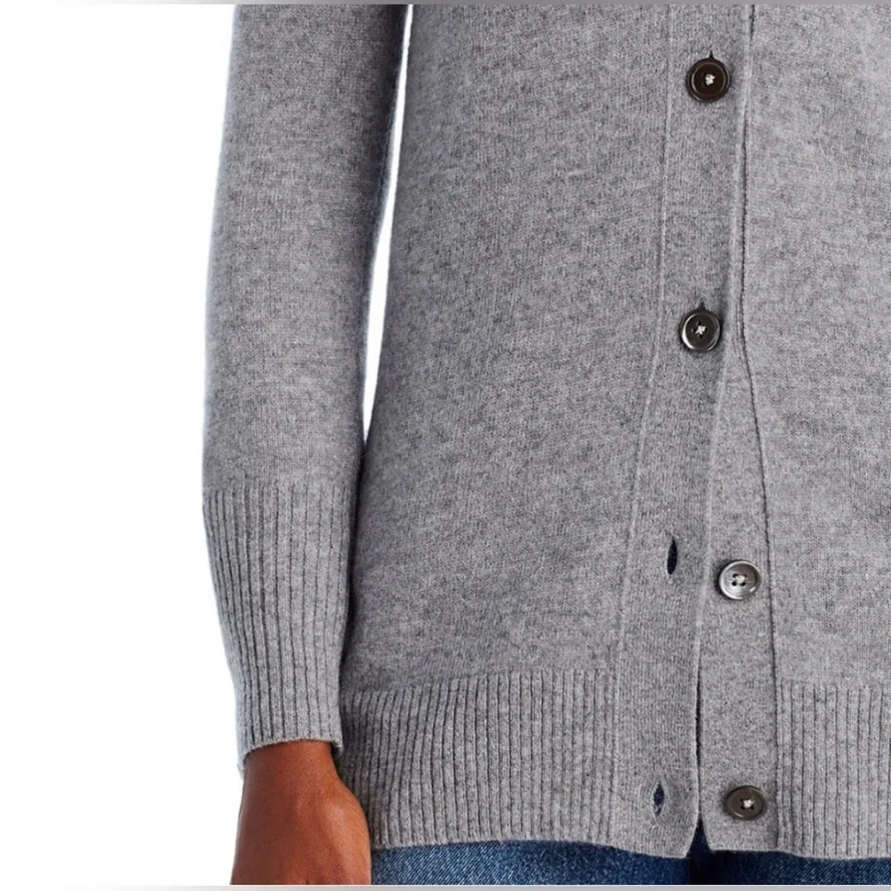 C By Bloomingdales Cashmere Button-Up Medium Gray Women's Sweater Size XS